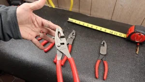 Types of slip joint pliers