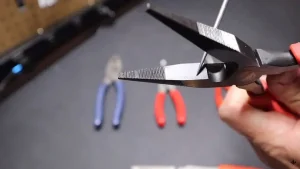 needle nose pliers use